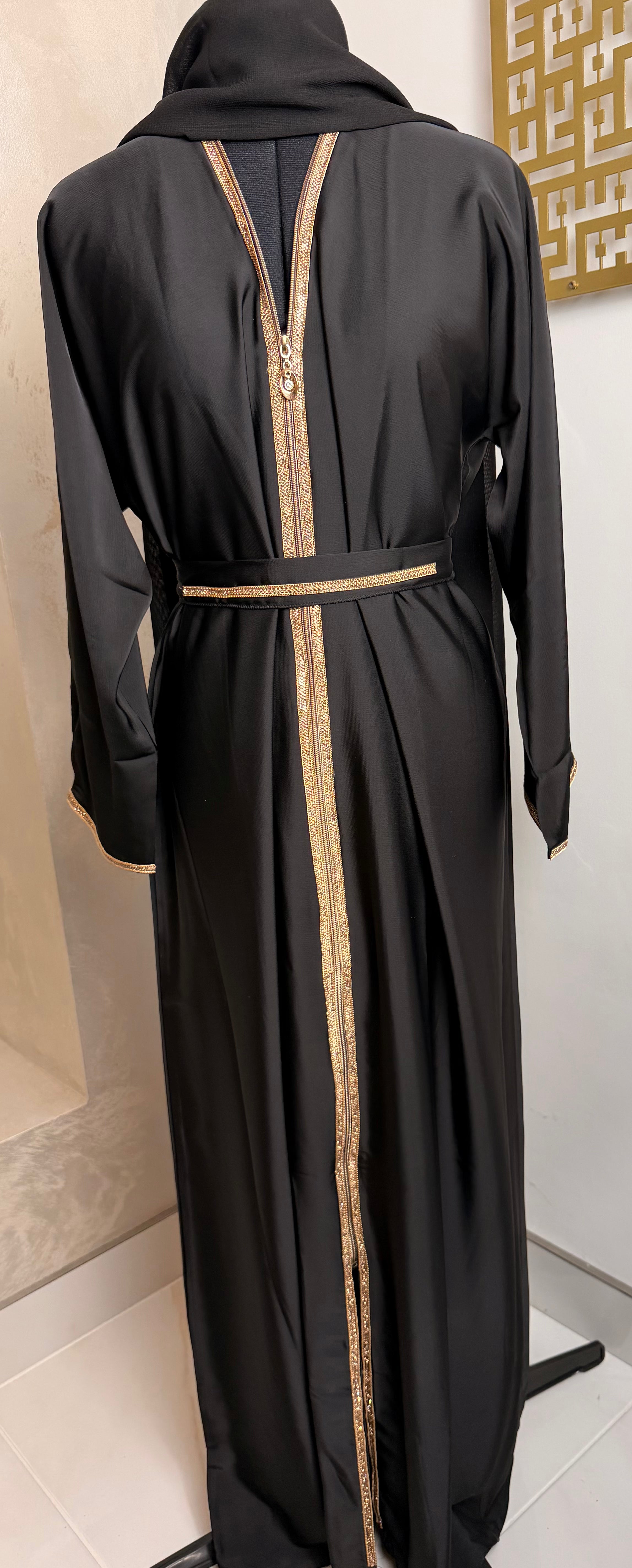 Zara abaya